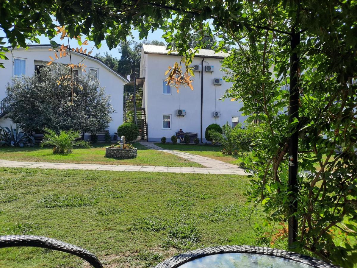 פיזונדה Hotel Pshada מראה חיצוני תמונה