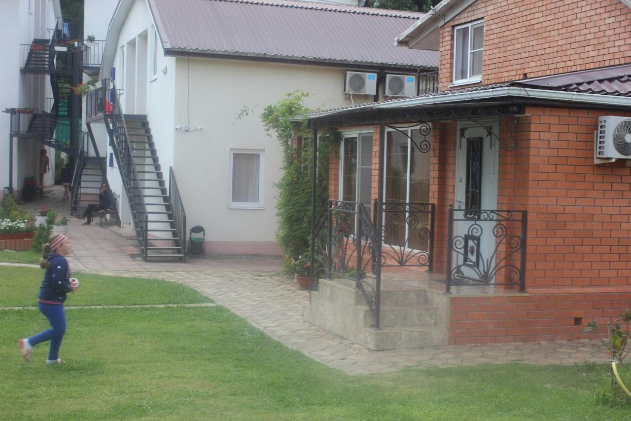 פיזונדה Hotel Pshada מראה חיצוני תמונה